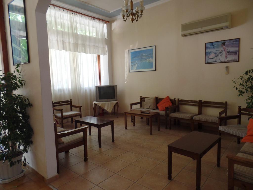 Hotel Inomaos Олимпия Экстерьер фото